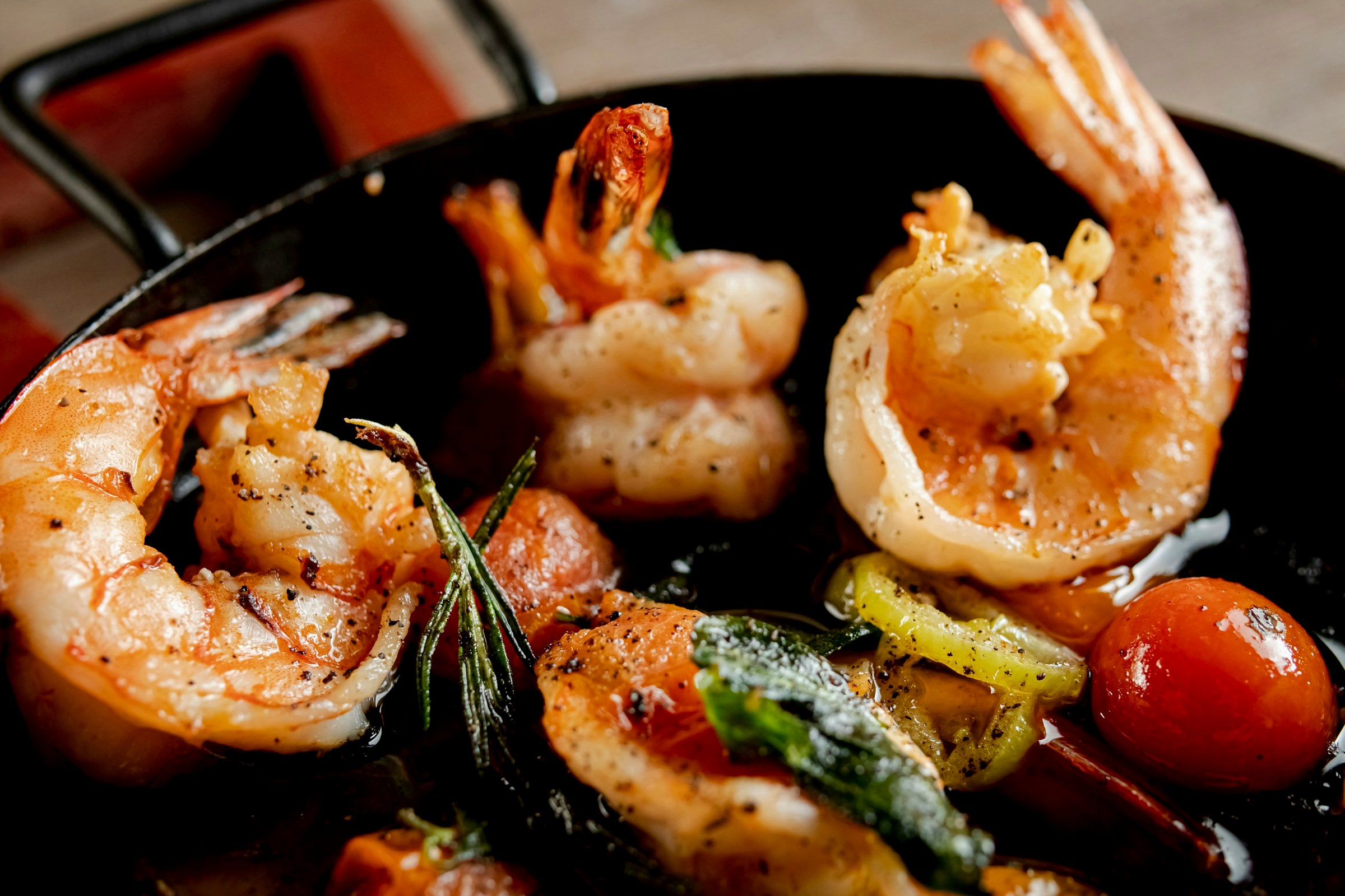 JACQUELYN LUU — seafood selection